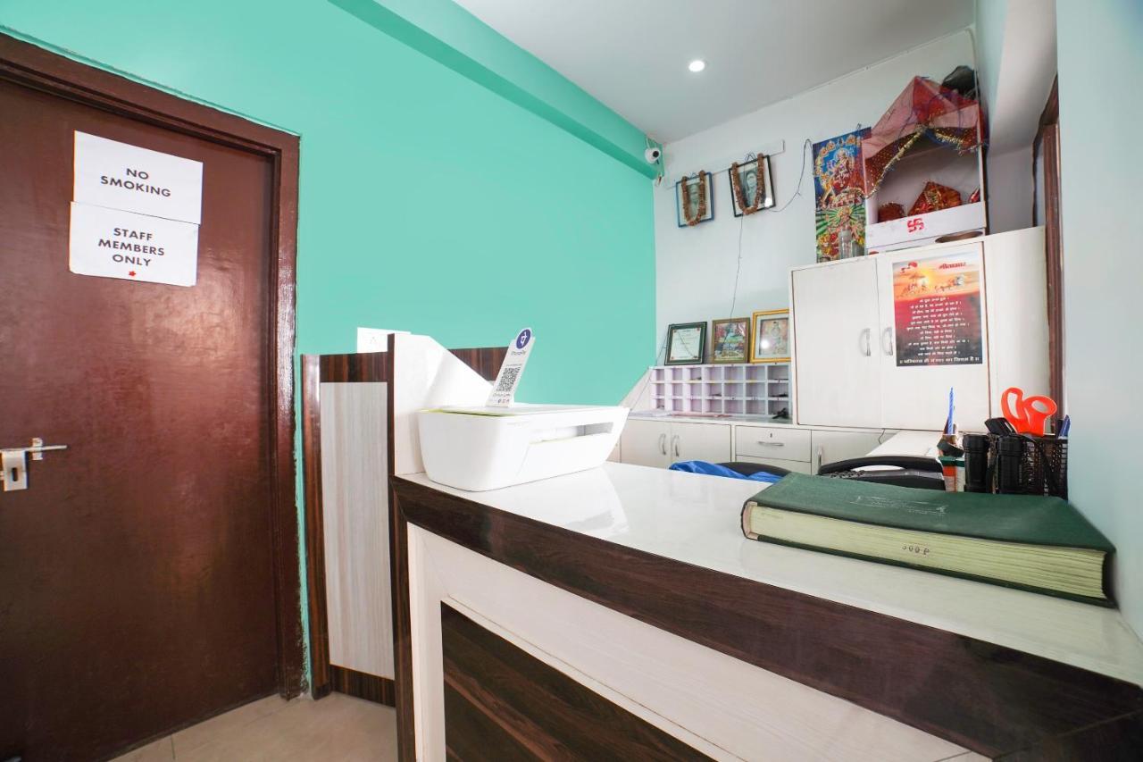 Super Oyo Sunrise Homestay Массури Экстерьер фото